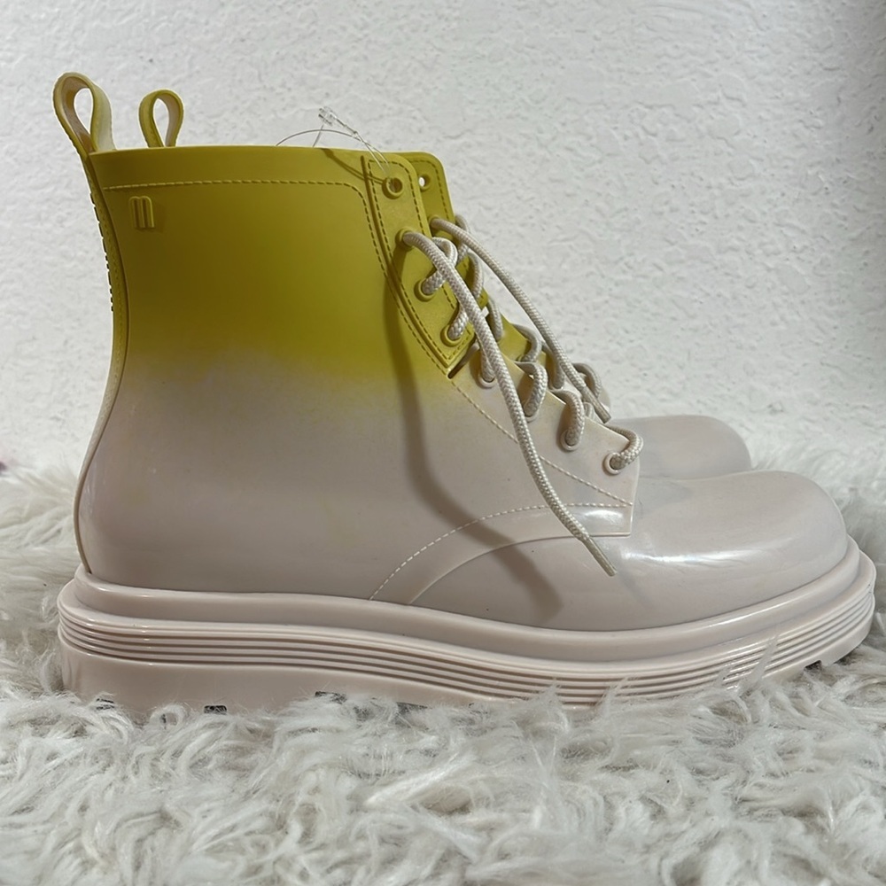 MELISSA Coturno Boots Beige & Yellow Scented Rain Boots Size 9 VEGAN NEW - Picture 5 of 16